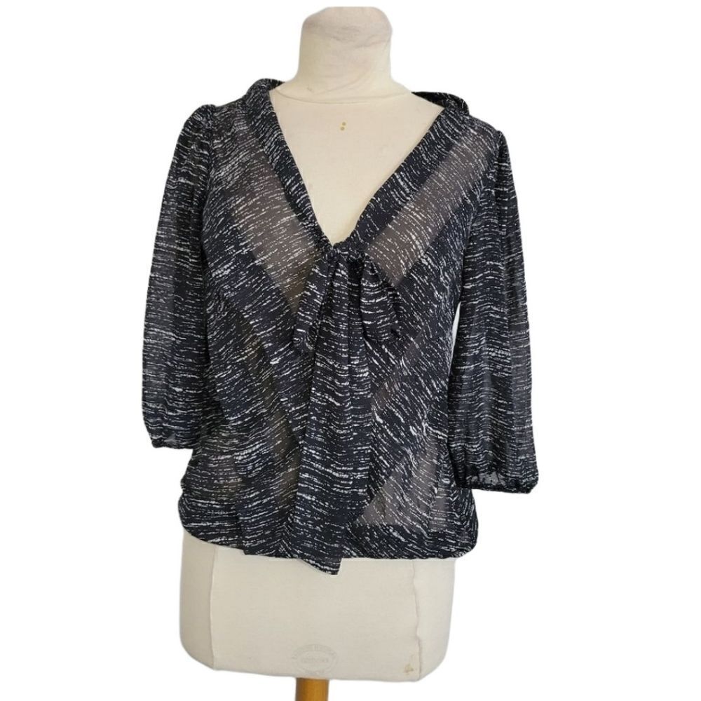 Studio m sheer Blouse 3/4 Sleeves Sz M